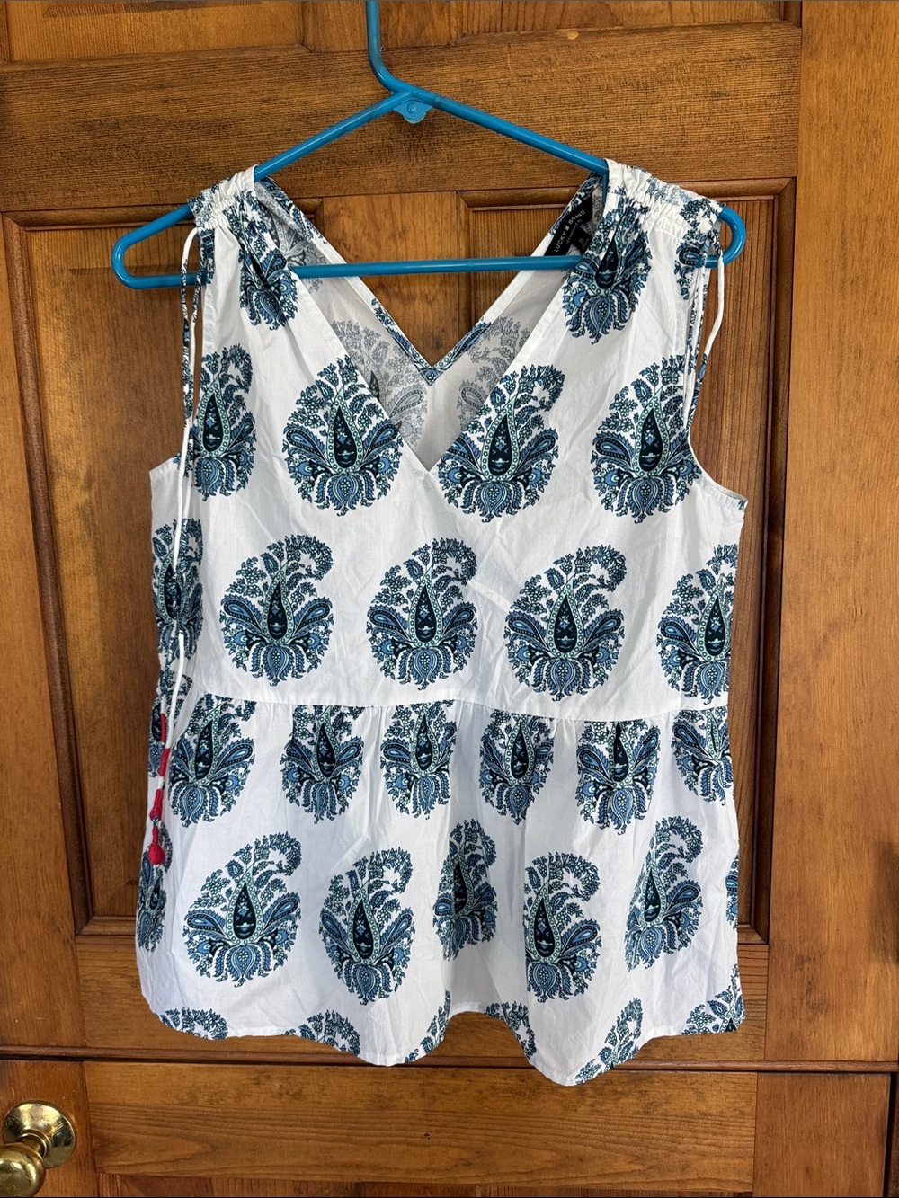 Lucky Brand Sleeveless V-Neck Printed Peplum Top - White & Blue